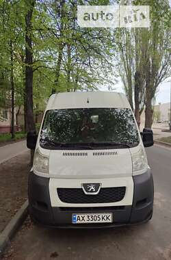 Вантажний фургон Peugeot Boxer 2013 в Харкові