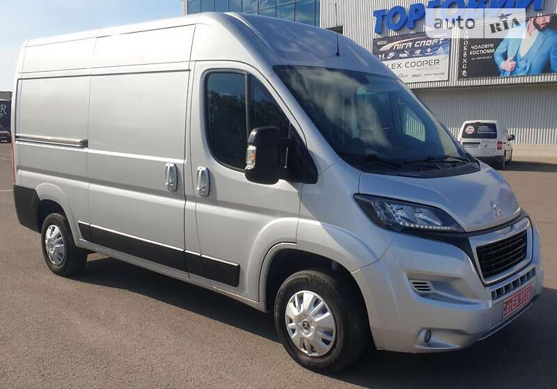 Вантажний фургон Peugeot Boxer 2019 в Ковелі