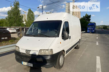Вантажний фургон Peugeot Boxer 2004 в Києві