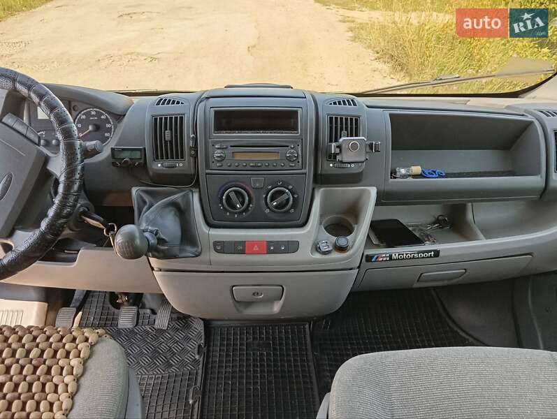 Мікроавтобус Peugeot Boxer 2007 в Івано-Франківську