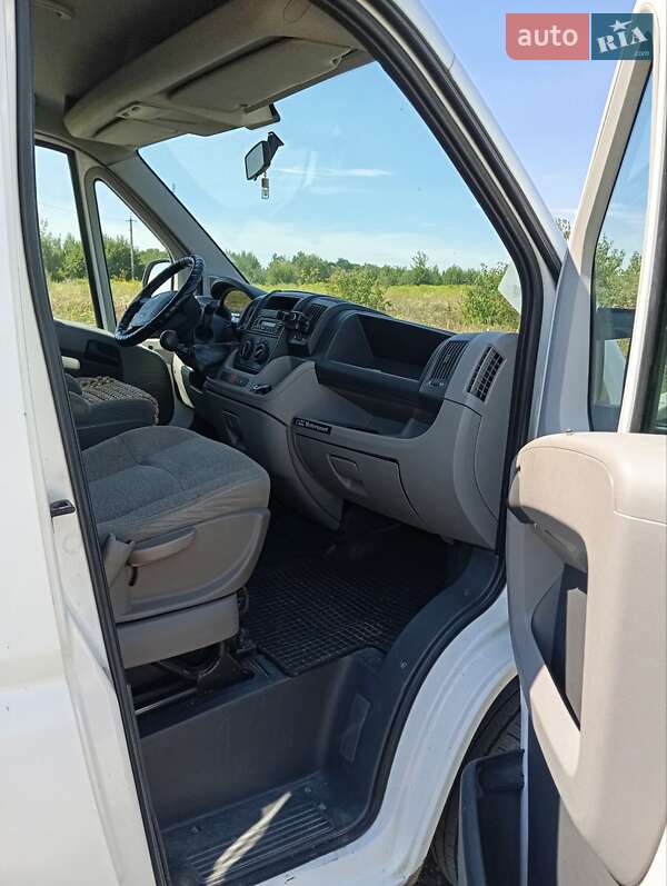 Мікроавтобус Peugeot Boxer 2007 в Івано-Франківську