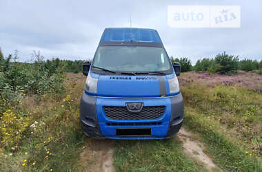 Грузовой фургон Peugeot Boxer 2007 в Яворове