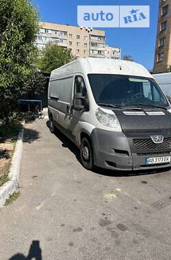 Грузовой фургон Peugeot Boxer 2011 в Виннице