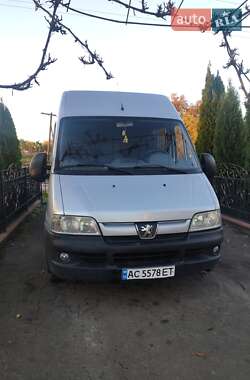 Вантажопасажирський фургон Peugeot Boxer 2005 в Нововолинську