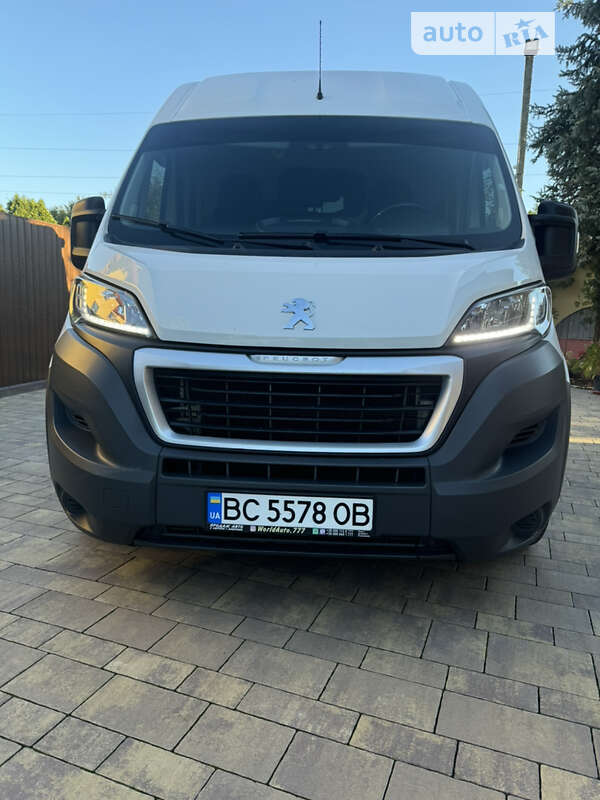 Грузовой фургон Peugeot Boxer 2017 в Рава-Русской