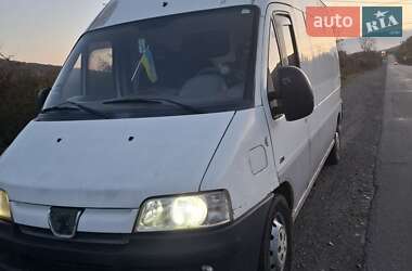 Грузовой фургон Peugeot Boxer 2004 в Ужгороде