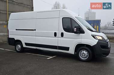 Грузопассажирский фургон Peugeot Boxer 2021 в 