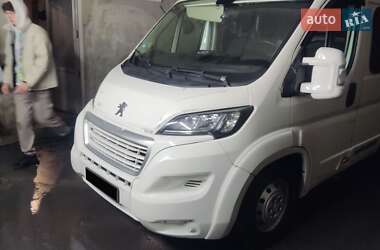 Евакуатор Peugeot Boxer 2014 в Ужгороді