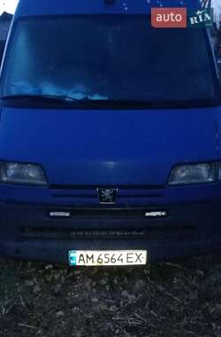 Вантажопасажирський фургон Peugeot Boxer 1999 в Дружківці