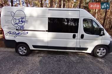Грузопассажирский фургон Peugeot Boxer 2010 в 