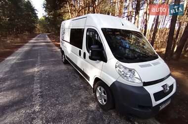 Грузопассажирский фургон Peugeot Boxer 2010 в 