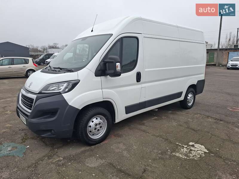 Грузовой фургон Peugeot Boxer 2017 в 