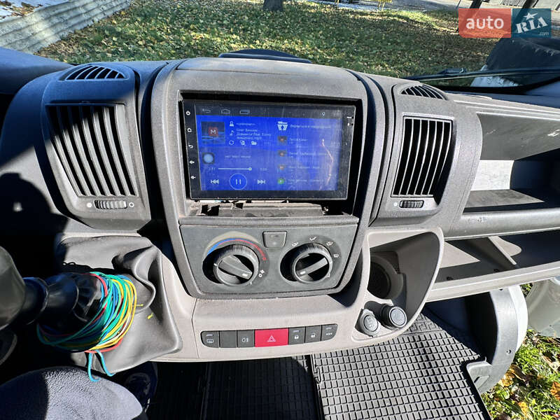 Вантажопасажирський фургон Peugeot Boxer 2008 в Рава-Руській