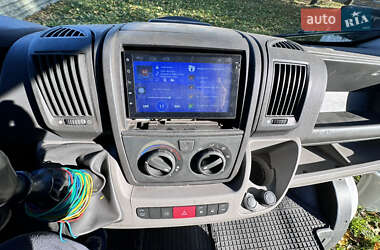Грузопассажирский фургон Peugeot Boxer 2008 в 