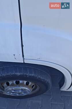 Грузовой фургон Peugeot Boxer 2012 в 