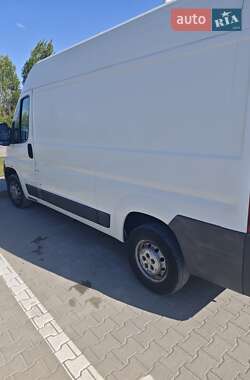 Грузовой фургон Peugeot Boxer 2012 в 