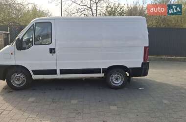 Грузовой фургон Peugeot Boxer 2006 в Ужгороде