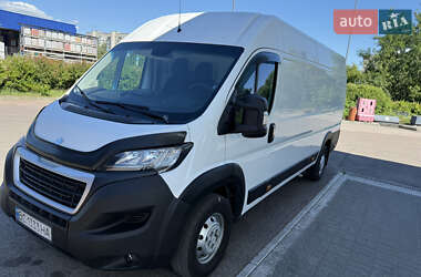 Вантажний фургон Peugeot Boxer 2016 в Дрогобичі