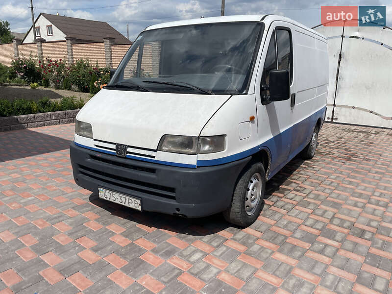 Вантажний фургон Peugeot Boxer 1995 в Жмеринці