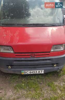 Вантажний фургон Peugeot Boxer 2001 в Львові