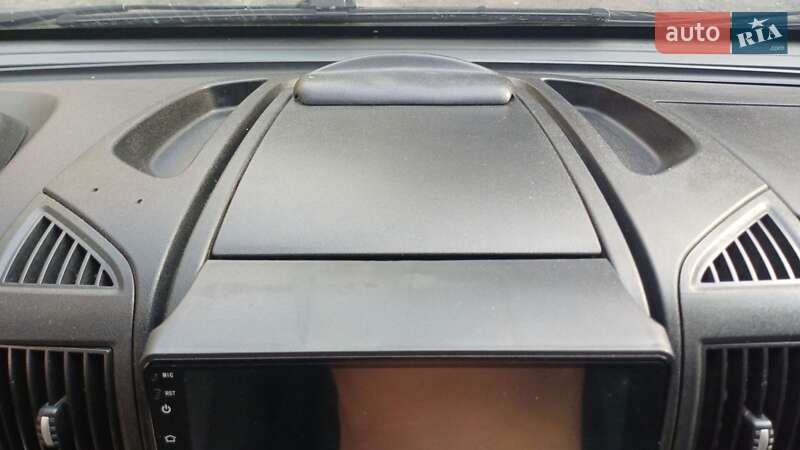 Вантажний фургон Peugeot Boxer 2013 в Переяславі