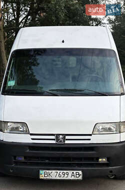 Грузовой фургон Peugeot Boxer 2001 в Сарнах