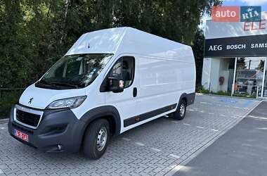 Вантажний фургон Peugeot Boxer 2017 в Віньківцях