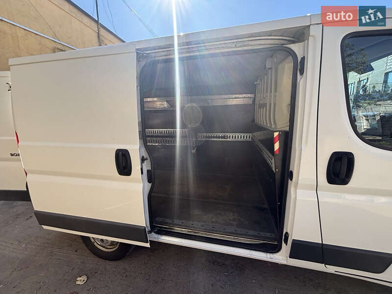 Грузовой фургон Peugeot Boxer 2014 в Житомире фото 8 Грузовой фургон Peugeot Boxer 2014 в Житомире