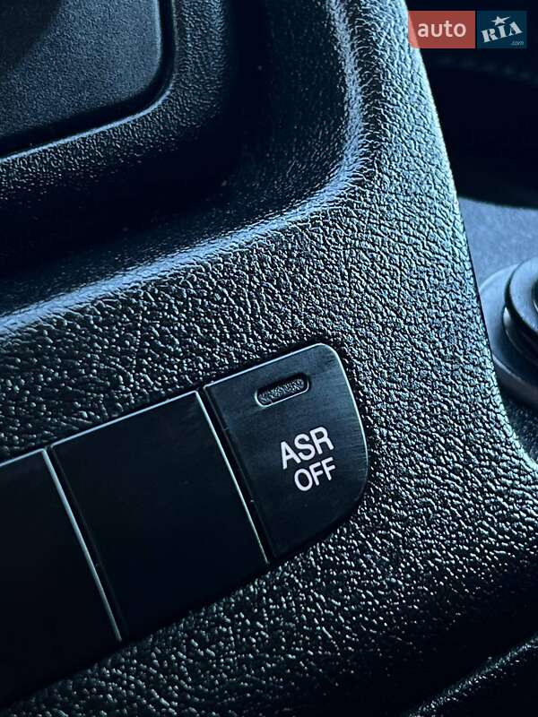 Вантажний фургон Peugeot Boxer 2016 в Миколаєві