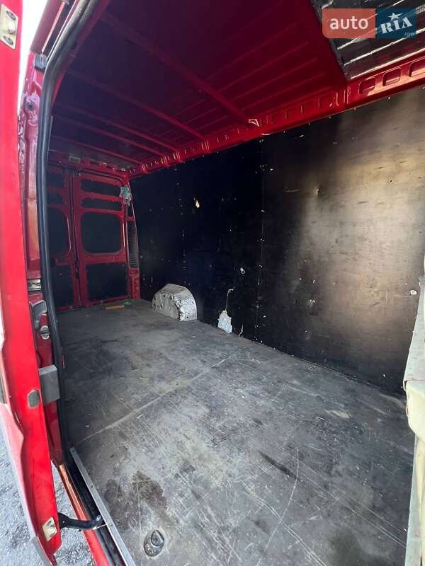 Вантажний фургон Peugeot Boxer 2016 в Миколаєві