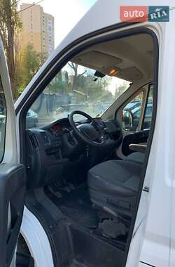 Другие грузовики Peugeot Boxer 2012 в 