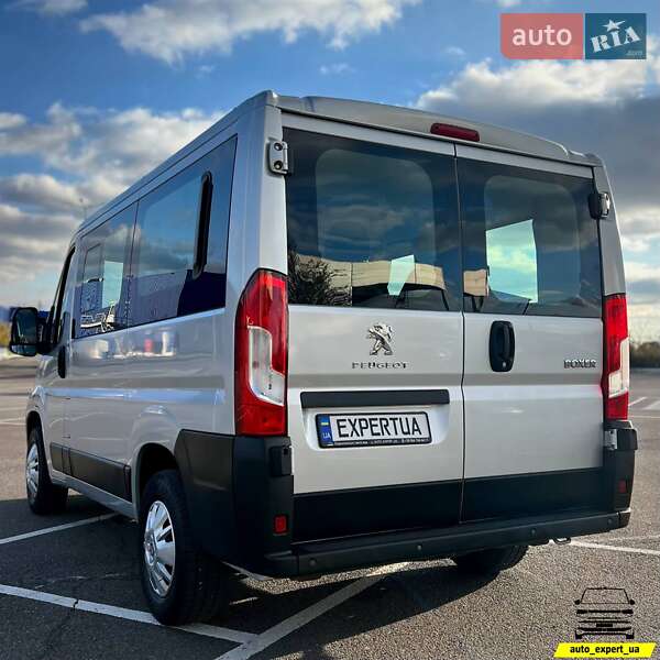 Вантажопасажирський фургон Peugeot Boxer 2019 в Києві