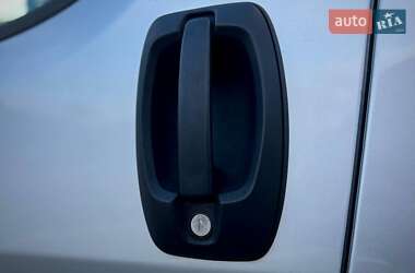 Грузопассажирский фургон Peugeot Boxer 2019 в  фото 16 Грузопассажирский фургон Peugeot Boxer 2019 в