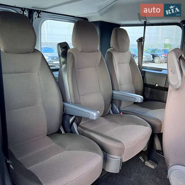 Вантажопасажирський фургон Peugeot Boxer 2019 в Києві