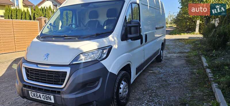 Грузовой фургон Peugeot Boxer 2015 в Самборе