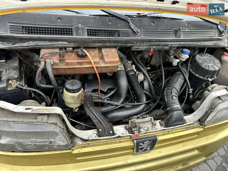 Грузопассажирский фургон Peugeot Boxer 2000 в Ровно фото 3 Грузопассажирский фургон Peugeot Boxer 2000 в Ровно