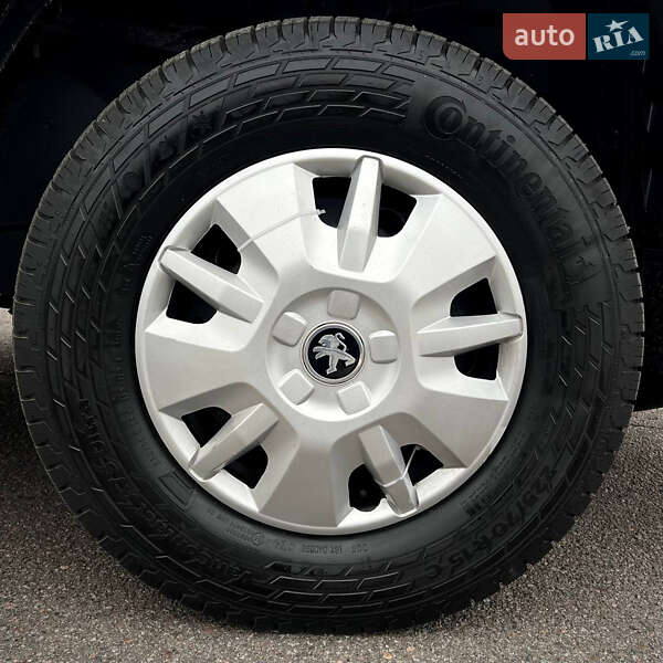 Грузопассажирский фургон Peugeot Boxer 2019 в Ровно