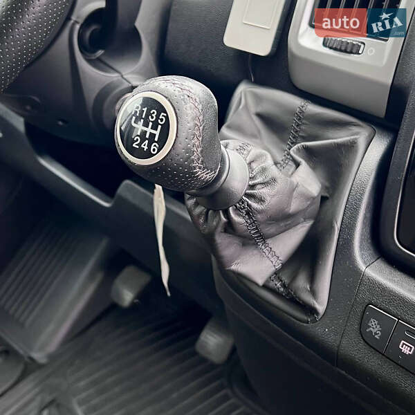 Грузопассажирский фургон Peugeot Boxer 2019 в Ровно