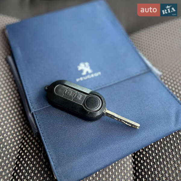 Грузопассажирский фургон Peugeot Boxer 2019 в Ровно