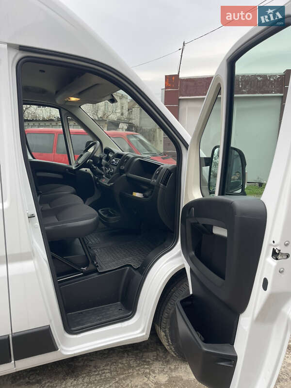 Грузовой фургон Peugeot Boxer 2022 в Киеве