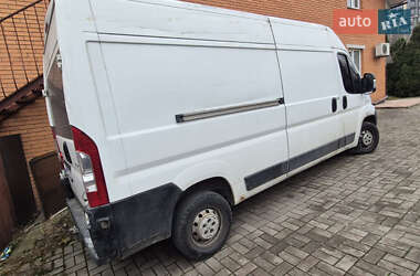 Вантажний фургон Peugeot Boxer 2006 в Києві