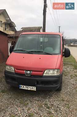 Вантажний фургон Peugeot Boxer 2004 в Житомирі