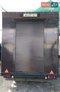 Микроавтобус Peugeot Boxer 2001 в Киеве