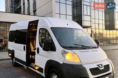 Мікроавтобус Peugeot Boxer 2010 в Дніпрі