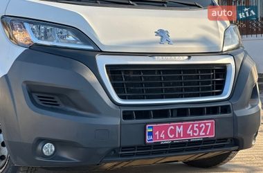 Мікроавтобус Peugeot Boxer 2015 в Стрию