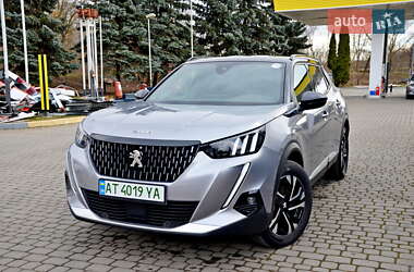 Внедорожник / Кроссовер Peugeot e-2008 2023 в 