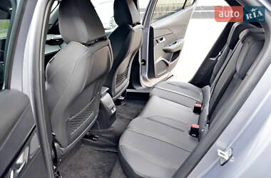 Внедорожник / Кроссовер Peugeot e-2008 2023 в 