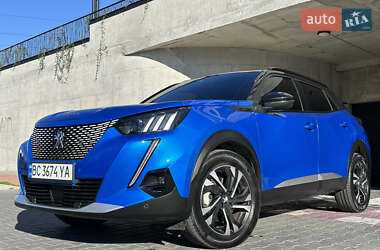 Внедорожник / Кроссовер Peugeot e-2008 2020 в 