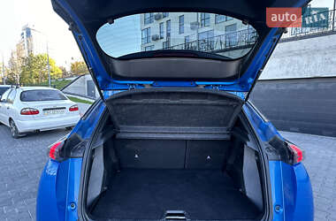 Внедорожник / Кроссовер Peugeot e-2008 2020 в 