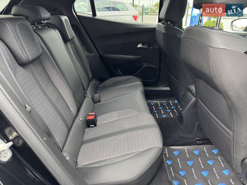 Позашляховик / Кросовер Peugeot e-2008 2021 в Рівному